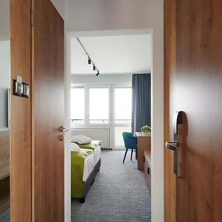 מלון Otp Balatonszárszó