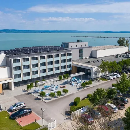 Otp 3* Balatonszárszó
