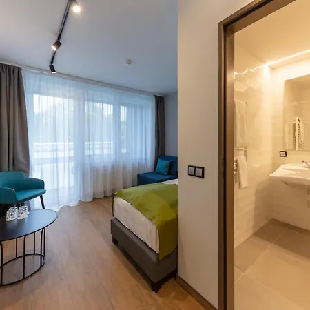 Hotel Otp 3*
